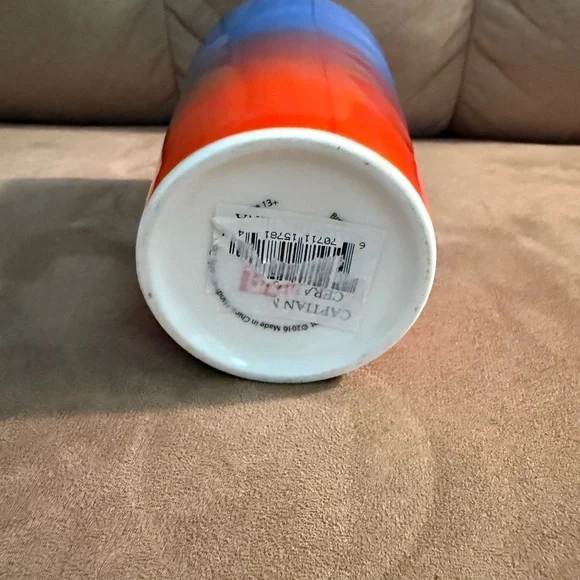 Captain Marvel ceramic  Glass - Picture 4 of 4